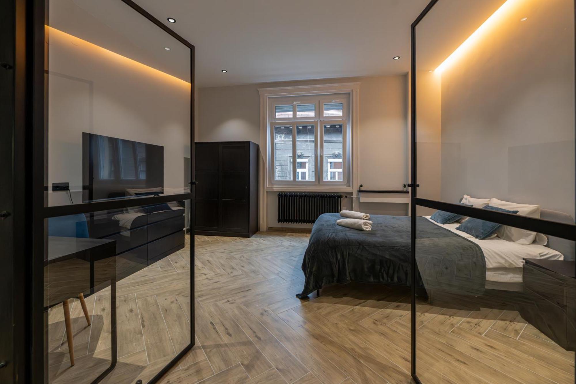 Citycenter Luxe Suite Budapeste Exterior foto